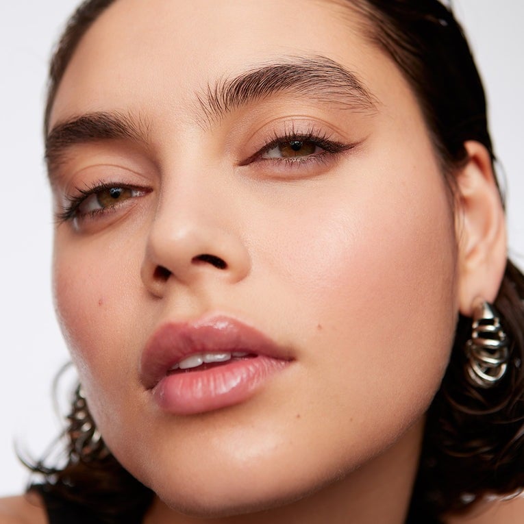 🔥Køb en, få en grati🌟 【24H Lock】1440 minutters smudsafvisende eyeliner | Præcis definition, holder hele dagen, smudsafvisende makeup-duo 🌟