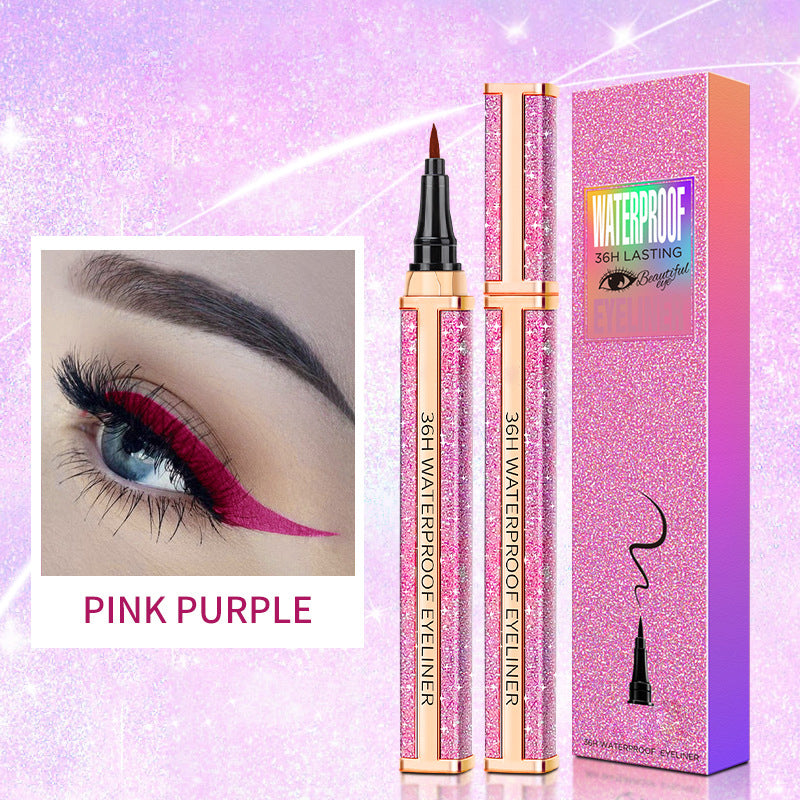 Farvet vandfast eyeliner