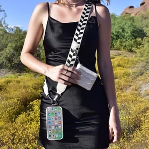📢New Exclusive Flash Sale 49% OFF🔥 Telefonrem med lynlåstaske