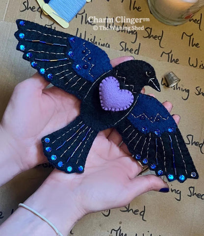 🖤 »Raven's Keepsake - Guardian of Stitches« 🪡
