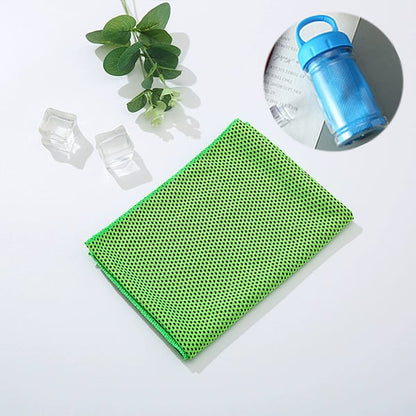 ⏰Sidste dag: Køb 1, få 1 gratis❄💦Håndklæde til koldsved, som du kan bruge hvor som helst og når som helst! Genanvendeligt, blødt, absorberende, køleeffektivt og bærbart – klar til brug i Storbritannien!