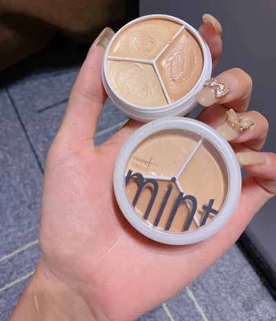🎉Stort Udsalg med 60% Rabat💝3-i-1 Contouring og Brighten Concealer-Palet