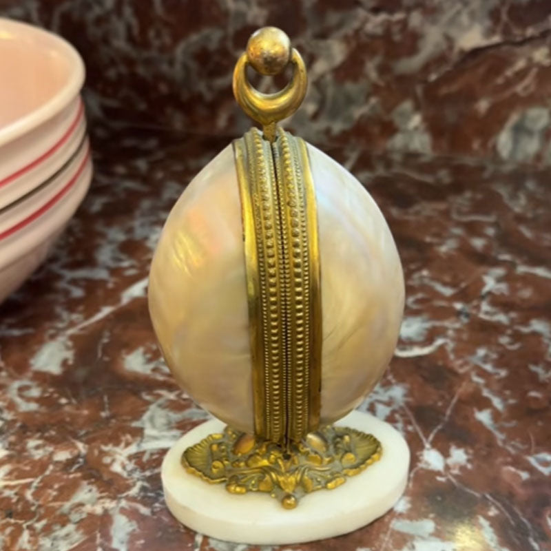 🕯 Vintage parfumeholder lavet af muslingeskalle