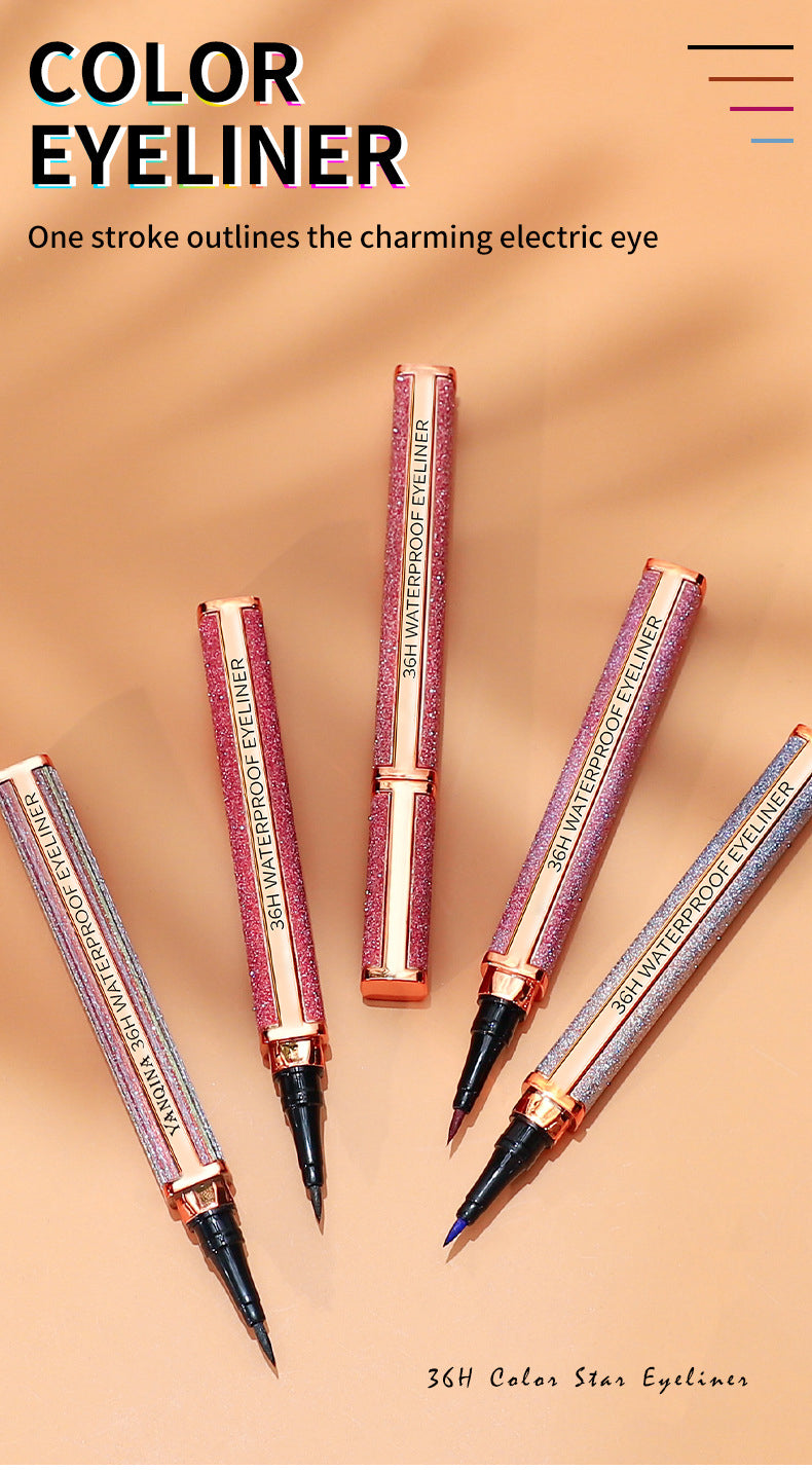 Farvet vandfast eyeliner