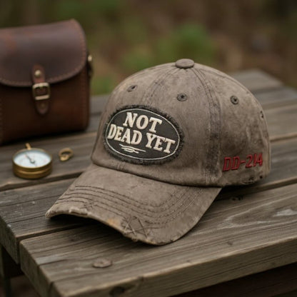 NOT DEAD YET - Vintagevasket baseballkaske