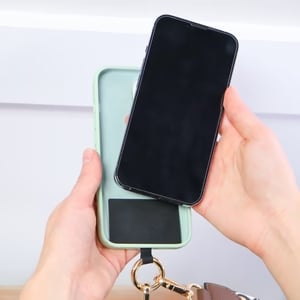 📢New Exclusive Flash Sale 49% OFF🔥 Telefonrem med lynlåstaske