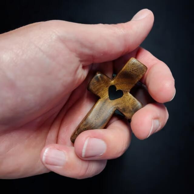✝️100 % håndlavet trækors »Mit hjerte«