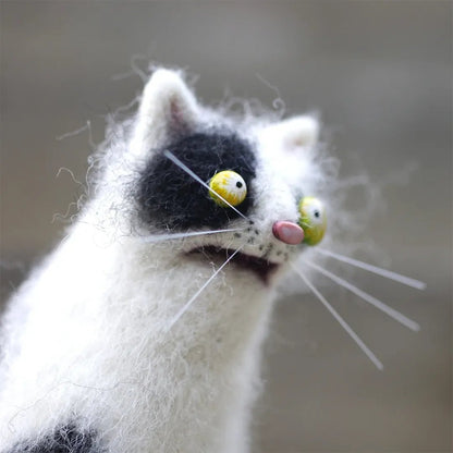 🎄✨Familiarer af uldfilt - skæve håndlavede følgesvend