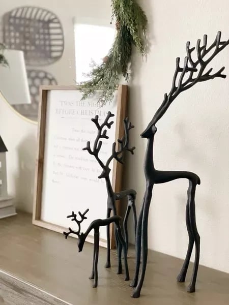 🎅Julebestsellere 🦌2 stk sorte rensdyrstatuer, julepynt sæ