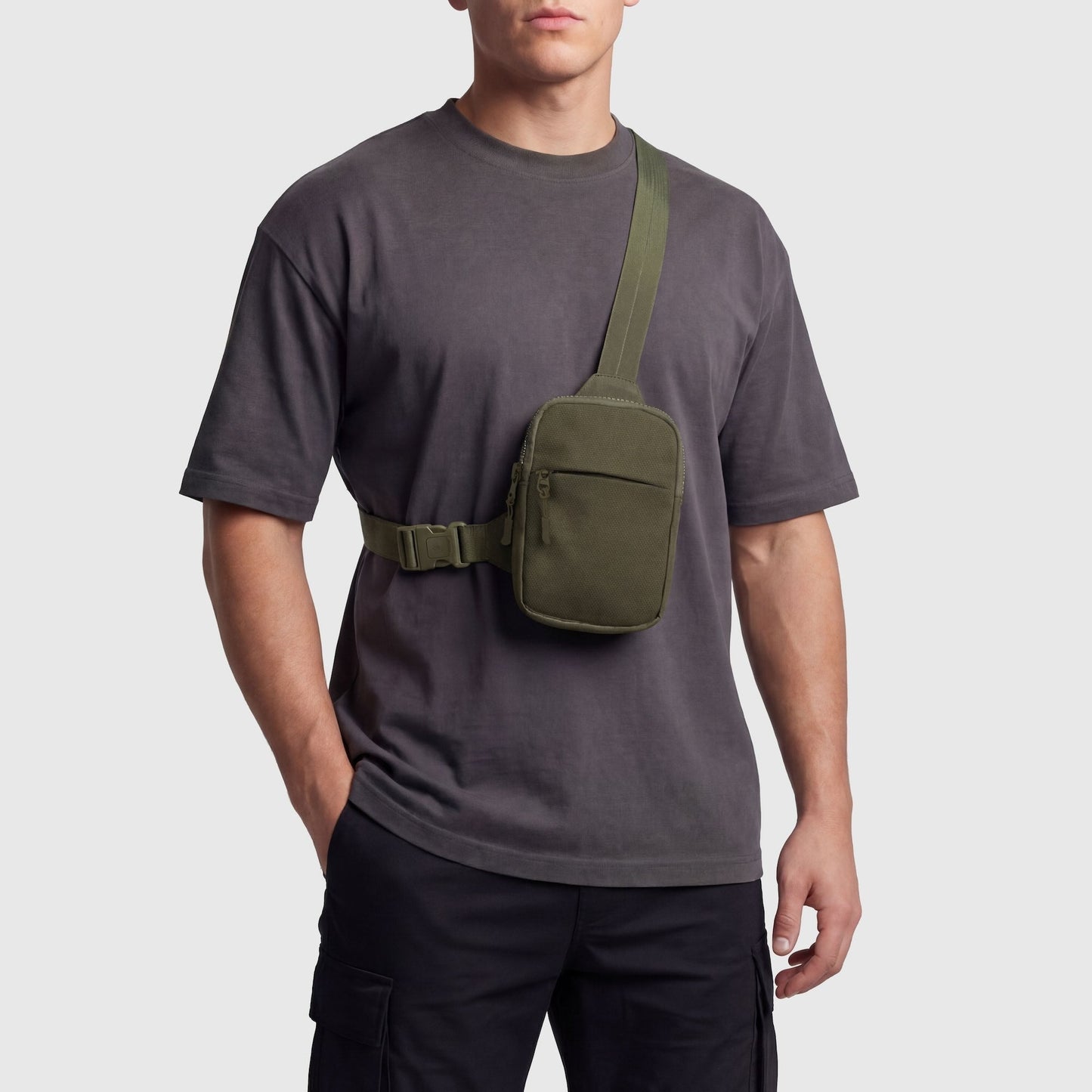 🔒Sidste dag med 50% RABAT🎒Opgraderet 2.0 Rejseslyngetaske | Tyverisikret, 500D Nylon, RFID-beskyttelse